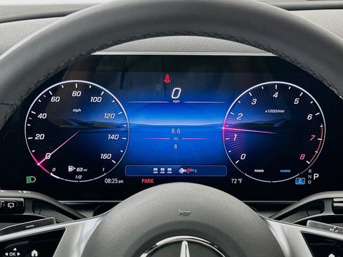 New 2026 Mercedes-Benz GLC 300 image 13