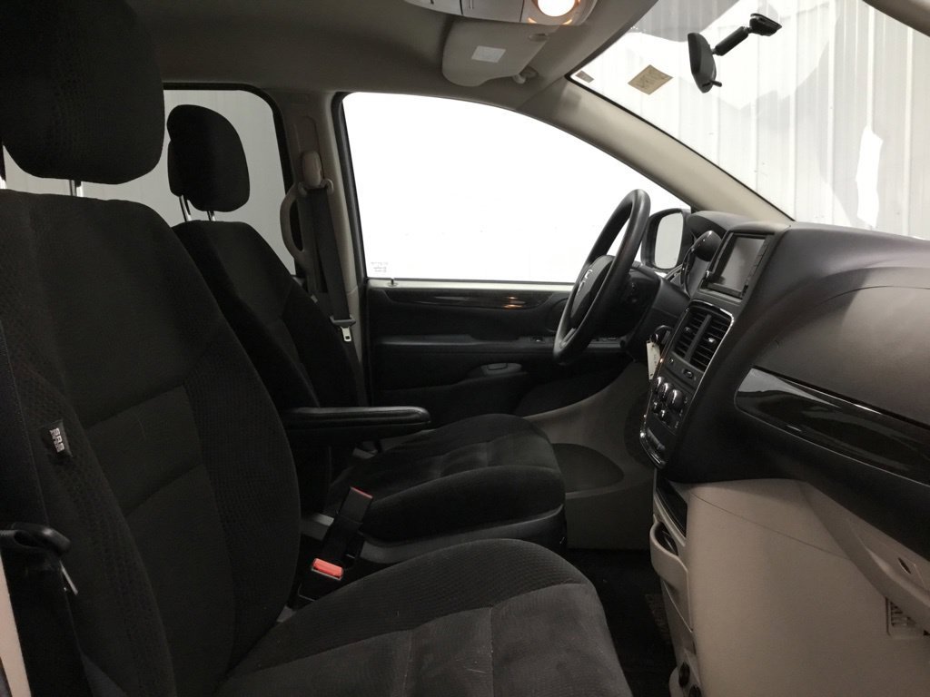 Used 2017 Dodge Grand Caravan SE w/ Power Window Group FWD image 21