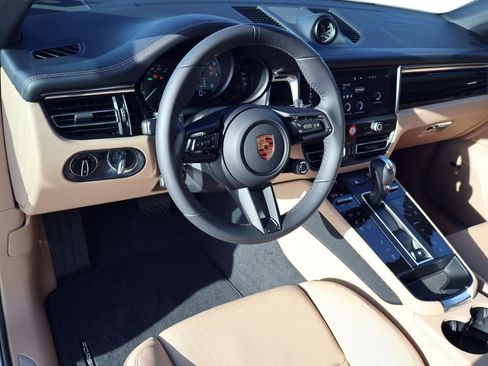 New 2026 Porsche Macan S image 4