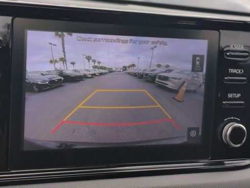 Used 2023 Kia K5 LXS image 19