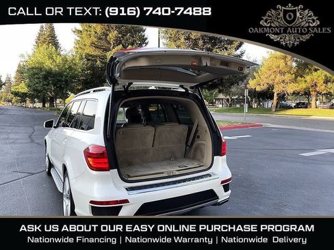 Used 2013 Mercedes-Benz GL 550 4MATIC image 17