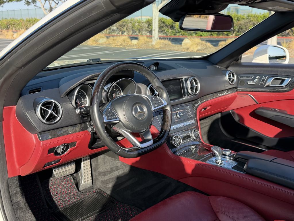 Used 2018 Mercedes-Benz SL 450 image 18