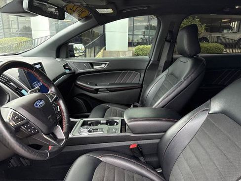 Certified 2022 Ford Edge ST-Line w/ Class II Trailer Tow Package AWD/4WD image 4