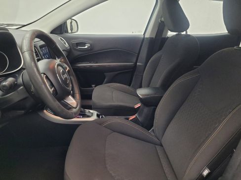 Used 2021 Jeep Compass Sport FWD image 17