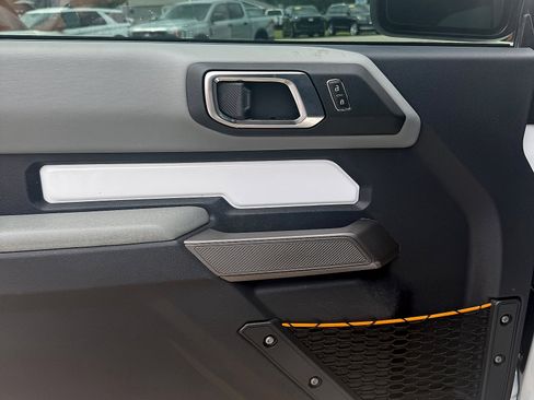 Used 2022 Ford Bronco Badlands AWD/4WD image 10