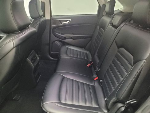 Used 2023 Ford Edge SEL image 18