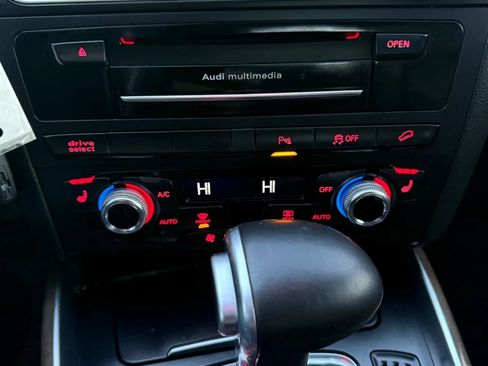 Used 2016 Audi Q5 2.0T Premium Plus w/ Technology Package image 38