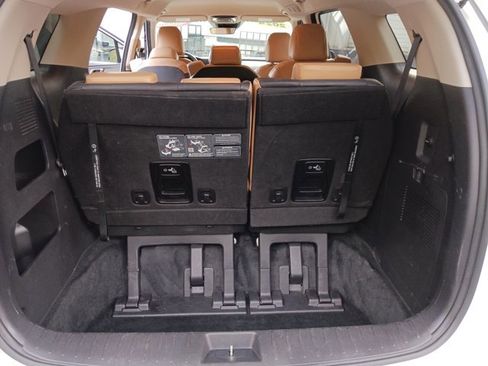 Certified 2024 Kia Carnival LX image 27