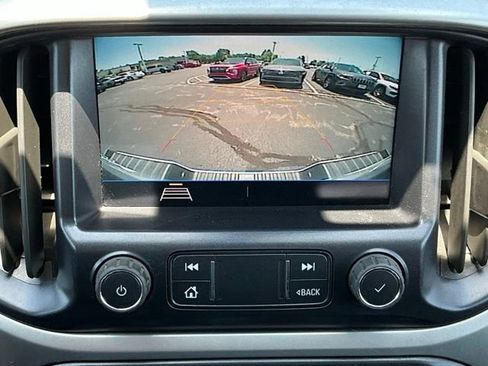 Used 2022 Chevrolet Colorado LT w/ Fleet Safety Package RWD image 25