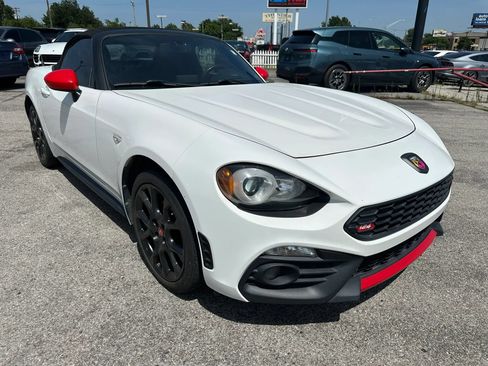 Used 2020 FIAT 124 Spider Abarth w/ Convenience Group RWD image 34