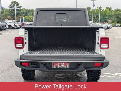 Used 2023 Jeep Gladiator Sport AWD/4WD image 28