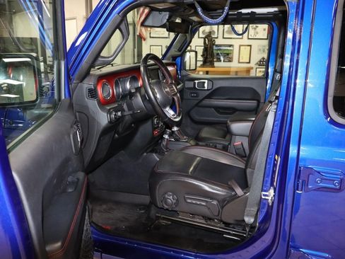 Used 2020 Jeep Wrangler Unlimited Rubicon AWD/4WD image 9