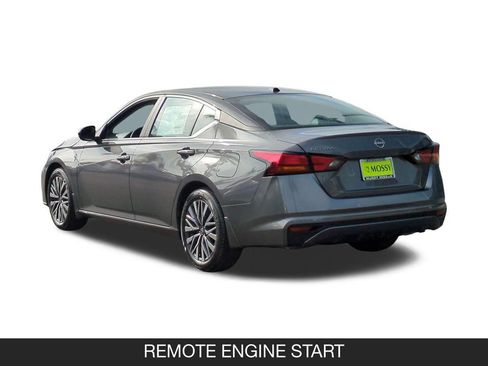 New 2026 Nissan Altima 2.5 SV FWD image 7