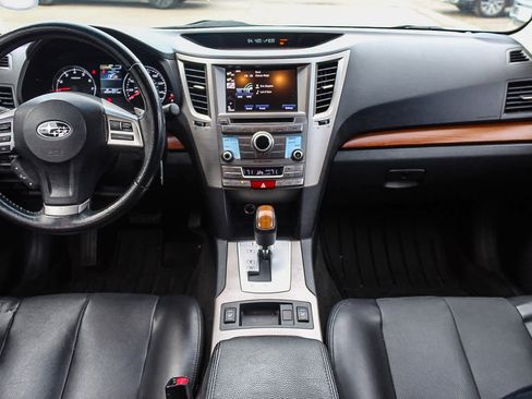 Used 2014 Subaru Outback 2.5i Limited image 12