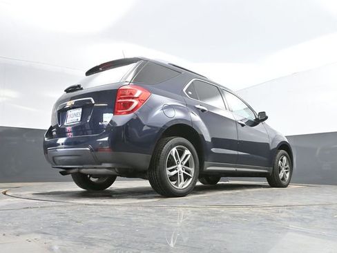 Used 2017 Chevrolet Equinox Premier w/ Enhanced Convenience Package FWD image 31