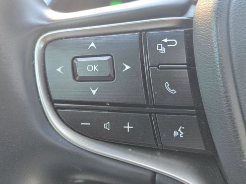 Used 2025 Lexus ES 300h w/ Premium Package FWD image 21