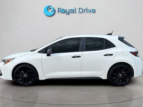 Used 2022 Toyota Corolla SE FWD image 3