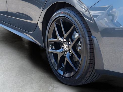 Used 2025 Honda Civic Sport image 25
