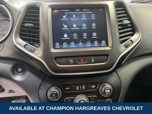 Used 2021 Jeep Cherokee Trailhawk AWD/4WD image 18