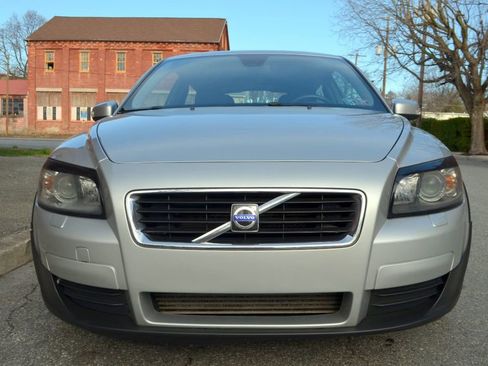 Used 2010 Volvo C30 T5 image 4