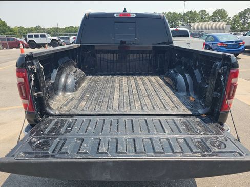 Used 2022 RAM 1500 Laramie AWD/4WD image 8