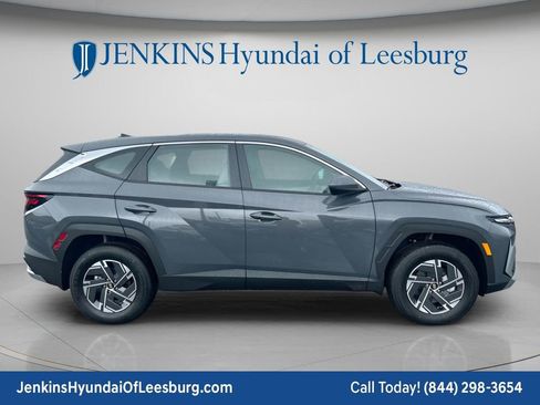 New 2026 Hyundai Tucson Blue SE AWD/4WD image 3
