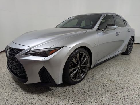 Used 2022 Lexus IS 350 F Sport image 3
