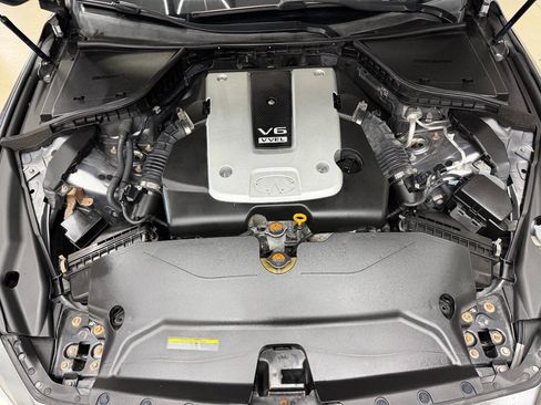 Used 2014 INFINITI Q50 AWD w/ Technology Package image 7