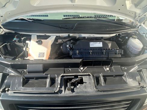 Used 2021 GMC Savana 3500 Extended w/ Power Convenience Package image 19