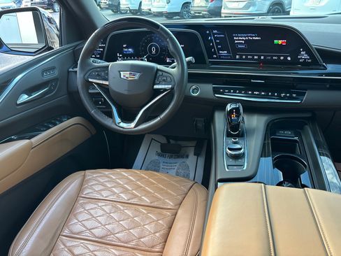Used 2024 Cadillac Escalade Sport w/ LPO, ONYX Package AWD/4WD image 29