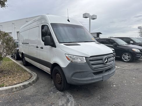 Used 2021 Mercedes-Benz Sprinter 2500 w/ Driver Convenience Package image 1