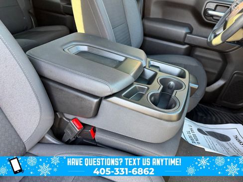 Used 2024 Chevrolet Silverado 1500 Custom w/ Dark Appearance Package image 27