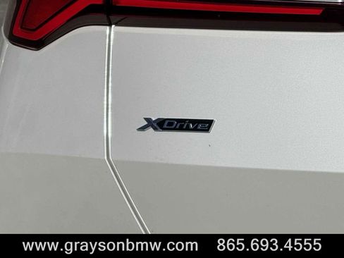 Used 2026 BMW X3 xDrive30 w/ Premium Package image 34