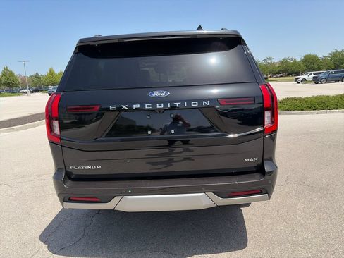 Used 2025 Ford Expedition Max Platinum AWD/4WD image 7