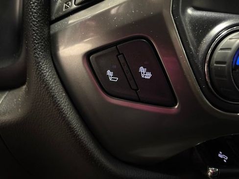 Used 2018 Chevrolet Silverado 1500 LT w/ All Star Edition AWD/4WD image 18
