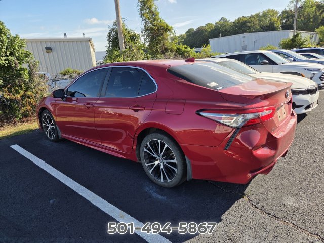 Used 2019 Toyota Camry SE FWD image 11