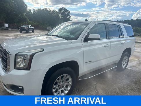 Used 2015 GMC Yukon SLT w/ Open Road Package RWD image 2