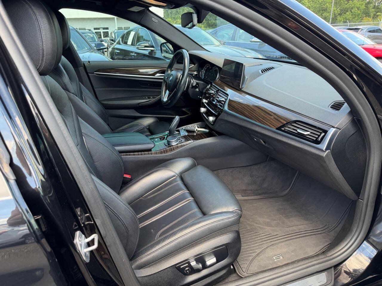 Used 2019 BMW 530i w/ Convenience Package RWD image 12