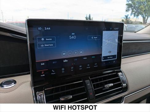 New 2024 Lincoln Navigator Reserve image 18