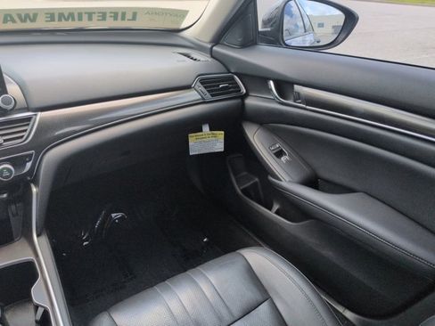 Used 2021 Honda Accord Sport Special Edition image 17