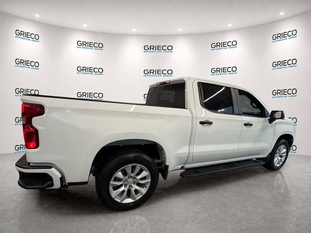 Used 2026 Chevrolet Silverado 1500 Custom RWD image 7
