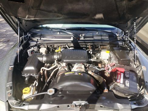 Used 2006 Dodge Dakota ST image 10