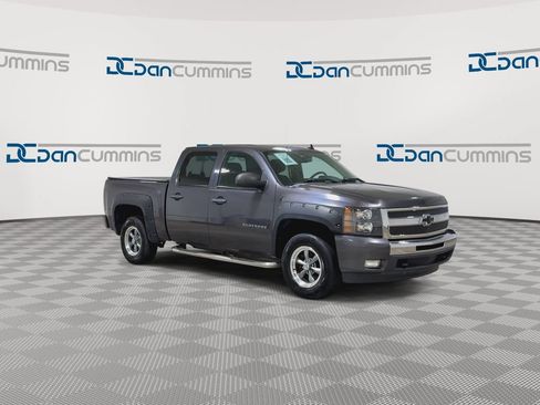 Used 2010 Chevrolet Silverado 1500 LT w/ Power Pack Plus AWD/4WD image 2