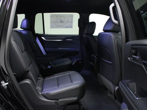 New 2026 GMC Acadia Elevation w/ Black Edition AWD/4WD image 16