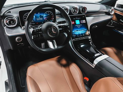 Used 2025 Mercedes-Benz CLE 300 4MATIC Coupe image 14
