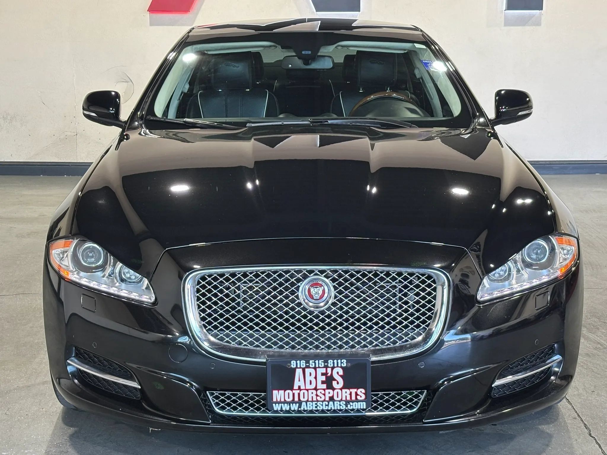 Used 2015 Jaguar XJ L Portfolio AWD/4WD image 2