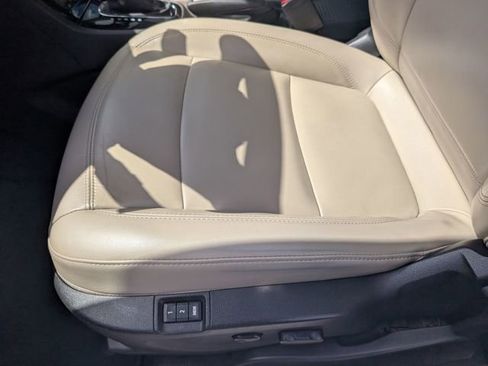 Used 2017 Buick Encore Essence FWD image 23