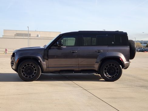 New 2026 Land Rover Defender 110 OCTA image 3