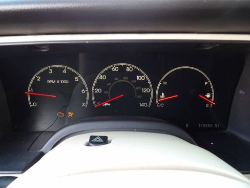 Used 2003 Lincoln Navigator Luxury image 25