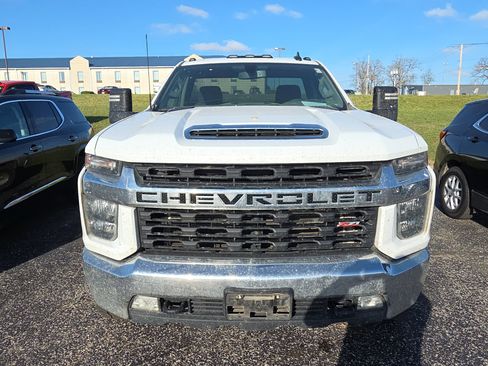 Used 2022 Chevrolet Silverado 3500 LT w/ Convenience Package image 2